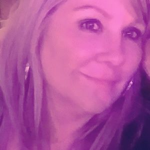 Meet your Posher, Paula